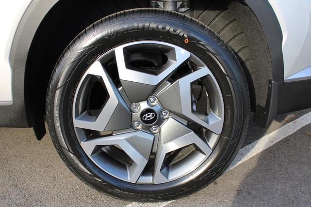 Photo of 2025 Silver Hyundai PALISADE