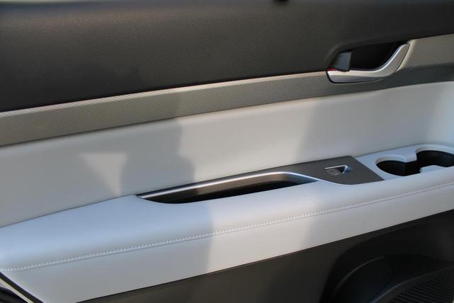 Photo of 2025 Silver Hyundai PALISADE