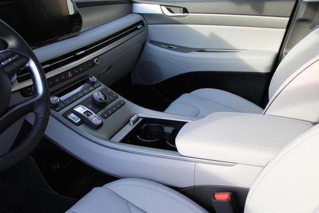Photo of 2025 Silver Hyundai PALISADE