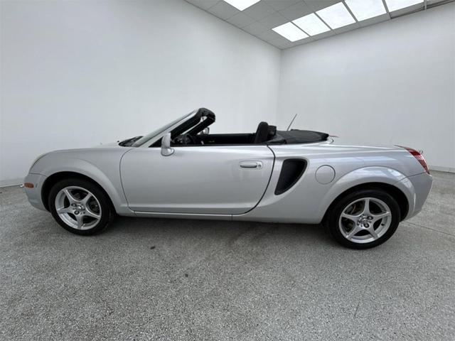 Photo of 2001 Silver Toyota MR2