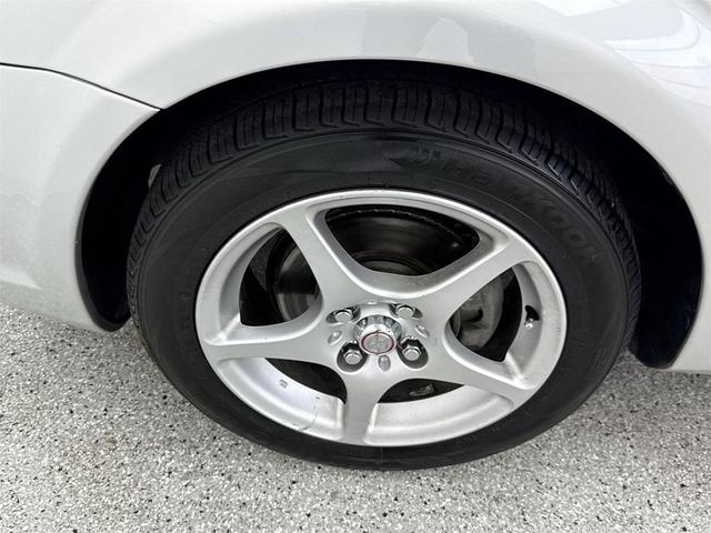 Photo of 2001 Silver Toyota MR2