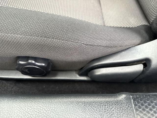 Photo of 2001 Silver Toyota MR2