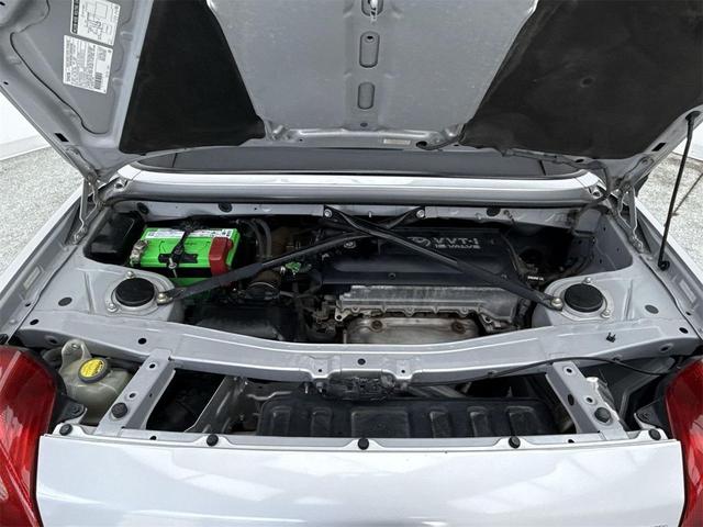 Photo of 2001 Silver Toyota MR2