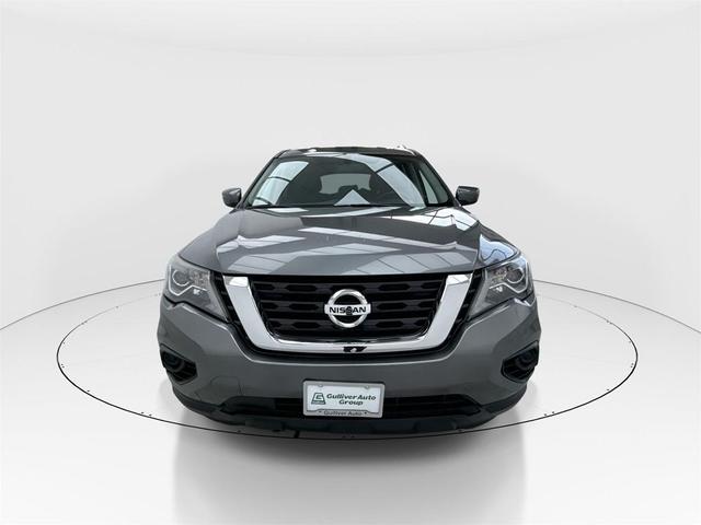 Photo of 2020 Gun Metallic Nissan Pathfinder