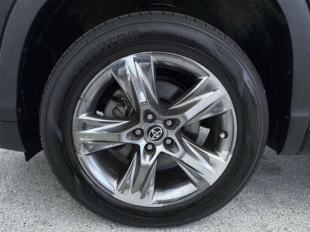 Photo of 2019 Black Toyota Highlander