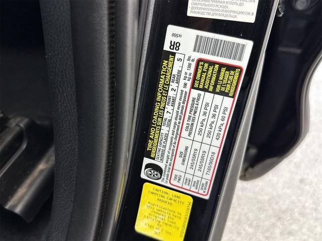 Photo of 2019 Black Toyota Highlander
