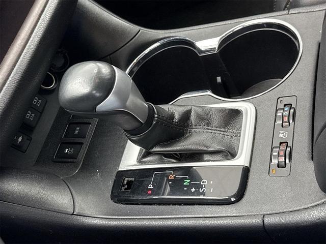 Photo of 2019 Black Toyota Highlander