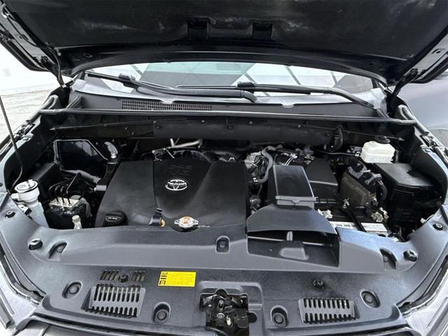 Photo of 2019 Black Toyota Highlander