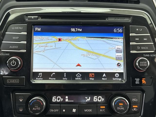 Photo of 2017 Deep Blue Pearl Nissan Maxima