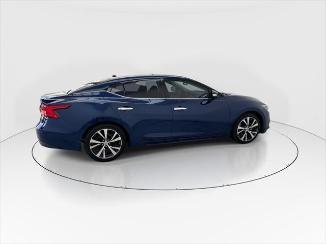Photo of 2017 Deep Blue Pearl Nissan Maxima