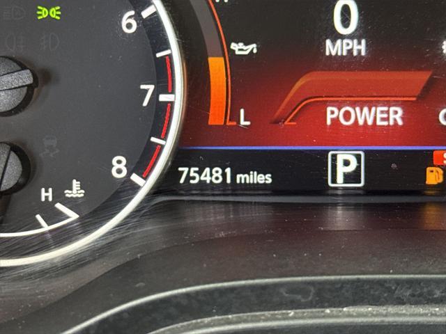 Photo of 2017 Deep Blue Pearl Nissan Maxima