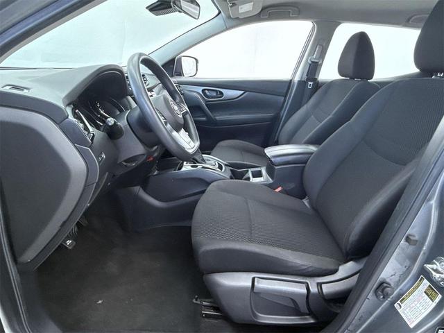 Photo of 2021 Gun Metallic Nissan Rogue Sport