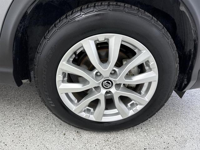 Photo of 2021 Gun Metallic Nissan Rogue Sport