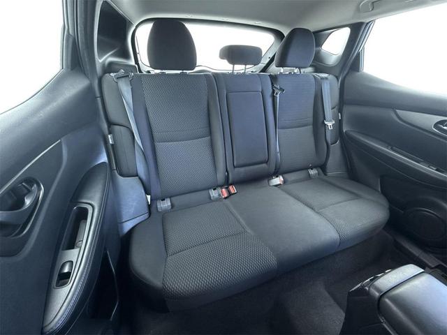 Photo of 2021 Gun Metallic Nissan Rogue Sport