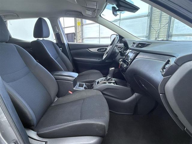 Photo of 2021 Gun Metallic Nissan Rogue Sport