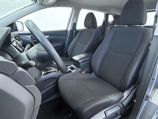 Photo of 2021 Gun Metallic Nissan Rogue Sport
