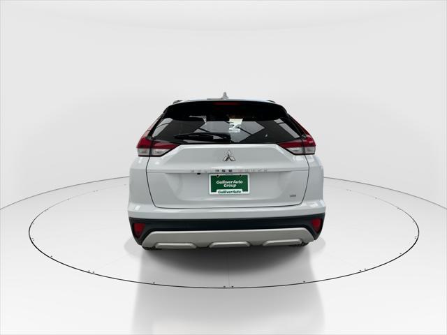 Photo of 2023 White Mitsubishi Eclipse Cross