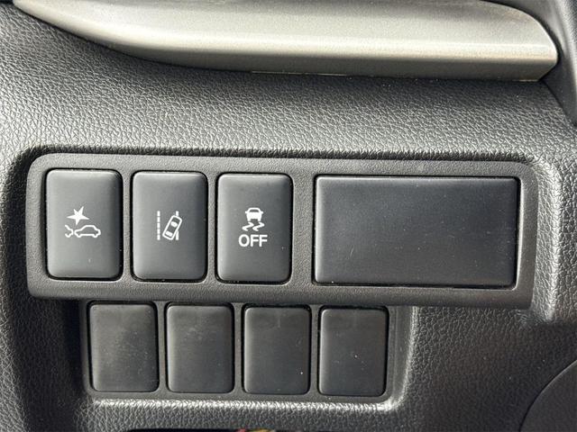 Photo of 2023 White Mitsubishi Eclipse Cross