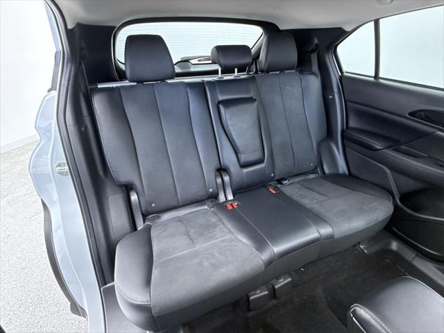 Photo of 2023 White Mitsubishi Eclipse Cross