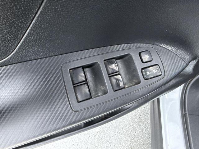 Photo of 2023 White Mitsubishi Eclipse Cross