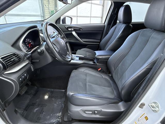 Photo of 2023 White Mitsubishi Eclipse Cross