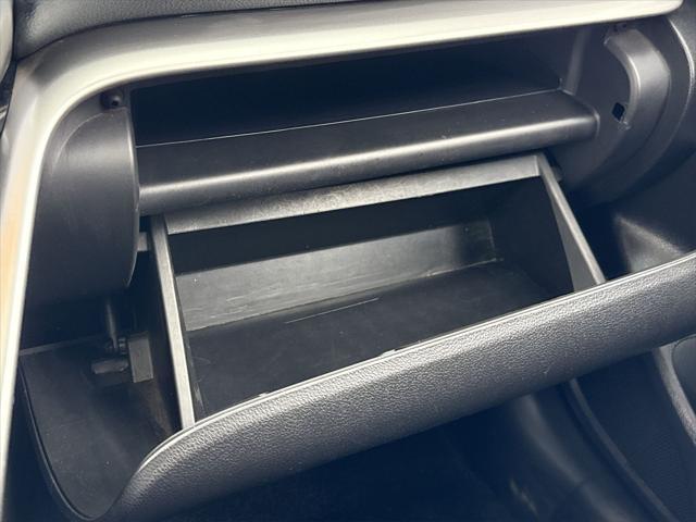 Photo of 2023 White Mitsubishi Eclipse Cross