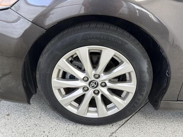 Photo of 2020 Brown Toyota Camry
