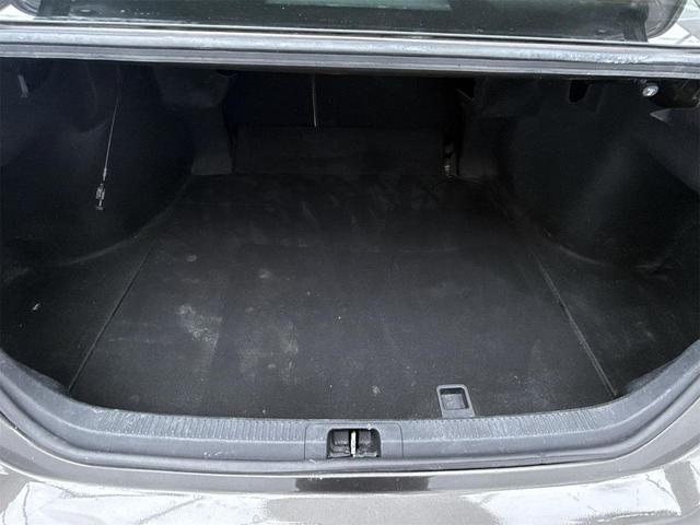 Photo of 2020 Brown Toyota Camry