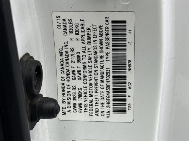 Photo of 2015 White Honda Civic