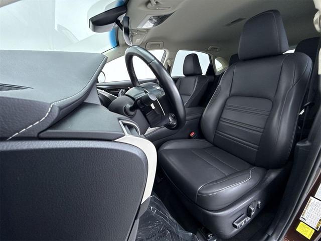 Photo of 2018 Autumn Shimmer Lexus NX 300