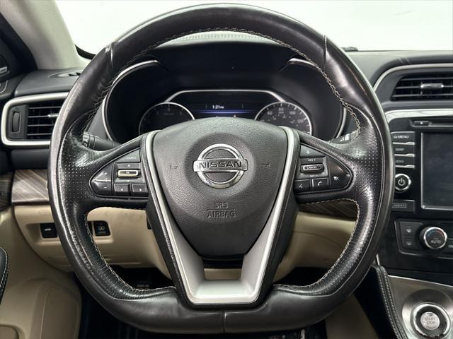 Photo of 2017 Coulis Red Nissan Maxima