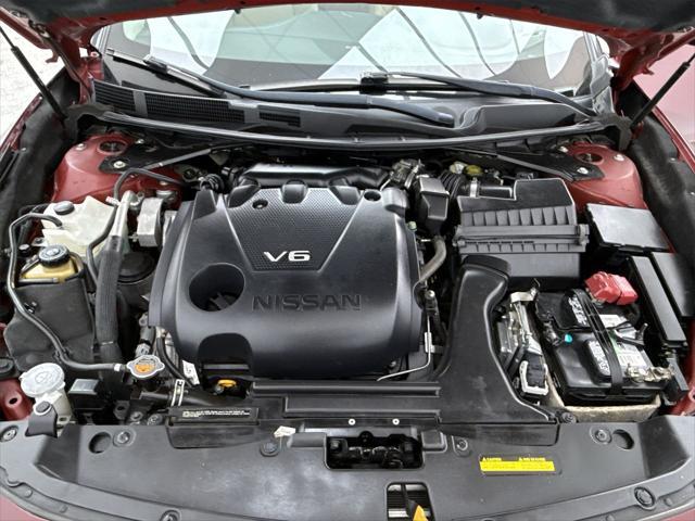 Photo of 2017 Coulis Red Nissan Maxima