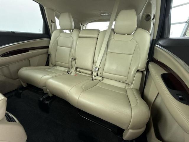 Photo of 2015 White Acura MDX
