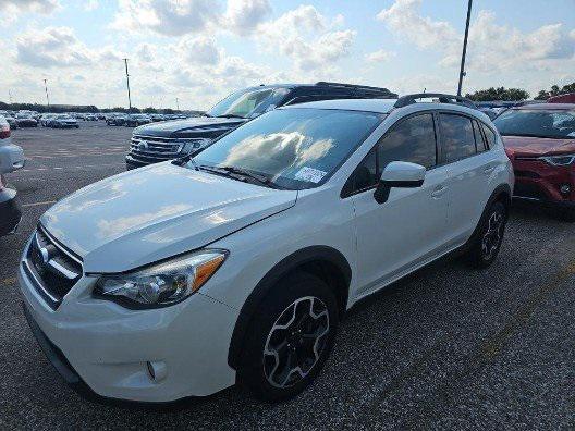 Photo of 2015 Crystal White Pearl Subaru XV Crosstrek