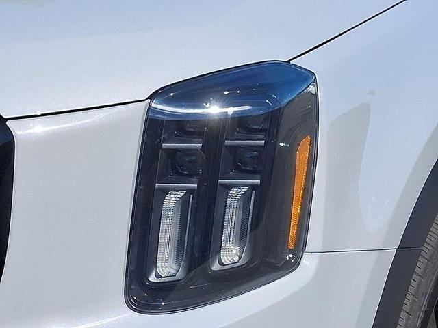 Photo of 2025 Wolf Gray Kia Telluride