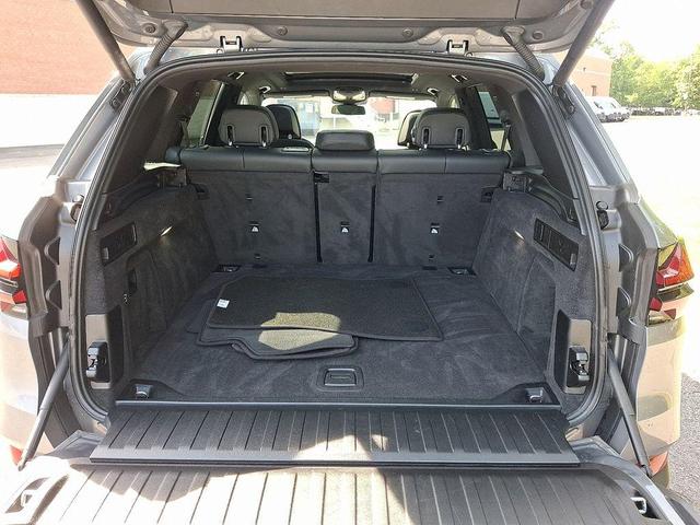 Photo of 2024 Skyscraper Gray Metallic BMW X5