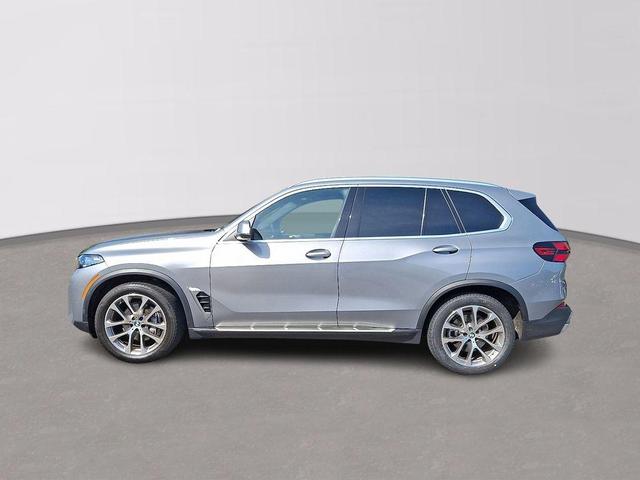 Photo of 2024 Skyscraper Gray Metallic BMW X5
