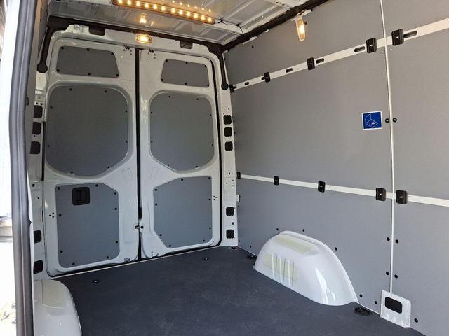 Photo of 2025 Mercedes-Benz Sprinter 2500