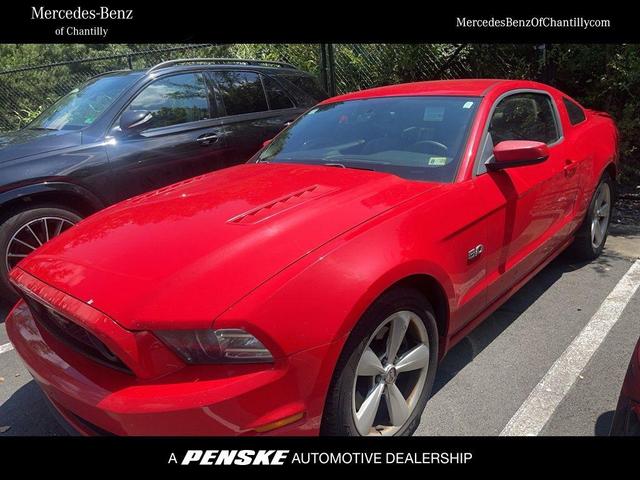Photo of 2013 Race Red Ford Mustang