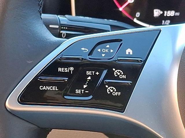 Photo of 2025 Polar White Mercedes-Benz C-Class