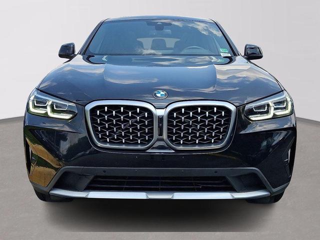 Photo of 2024 Black BMW X4