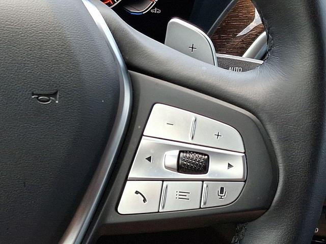 Photo of 2024 Black BMW X4