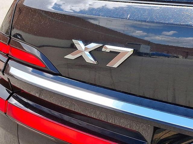 Photo of 2024 Black BMW X7