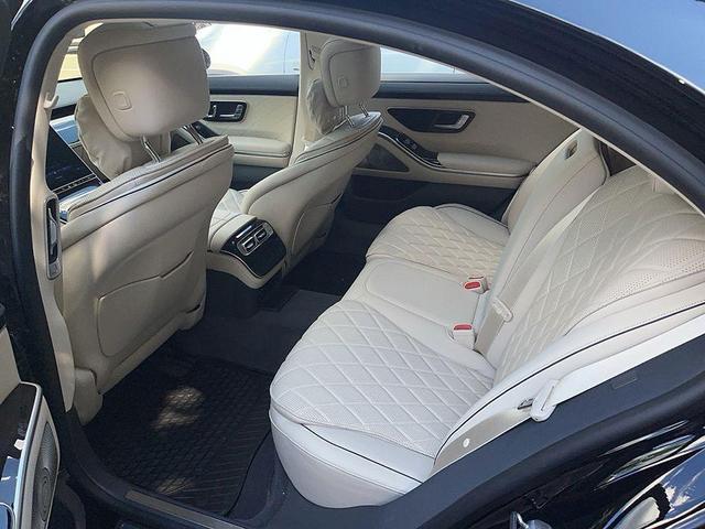 Photo of 2022 Black Mercedes-Benz S-Class