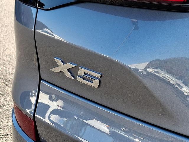 Photo of 2025 Skyscraper Gray Metallic BMW X5