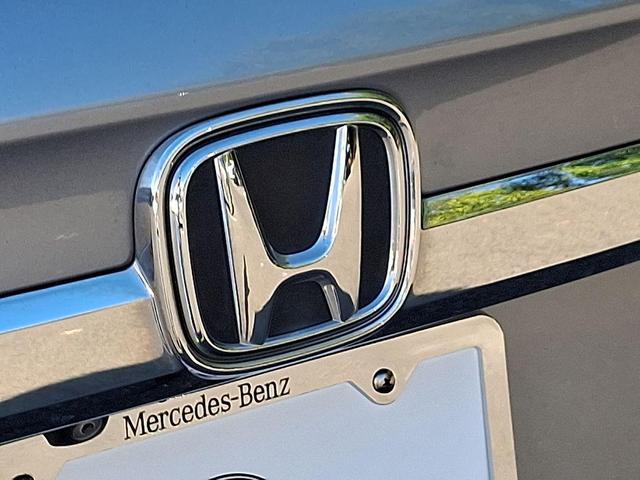 Photo of 2019 Silver Metallic Honda Odyssey