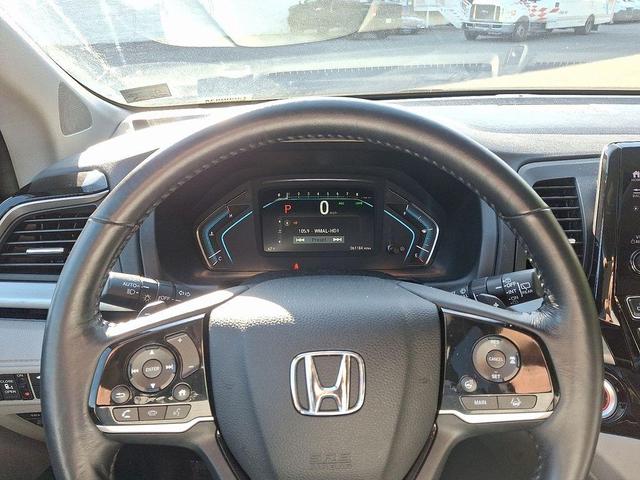 Photo of 2019 Silver Metallic Honda Odyssey