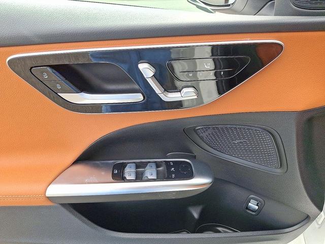 Photo of 2025 Polar White Mercedes-Benz C-Class