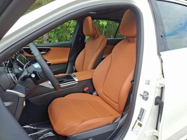 Photo of 2025 Polar White Mercedes-Benz C-Class