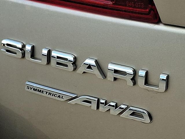 Photo of 2015 Tungsten Metallic Subaru Outback
